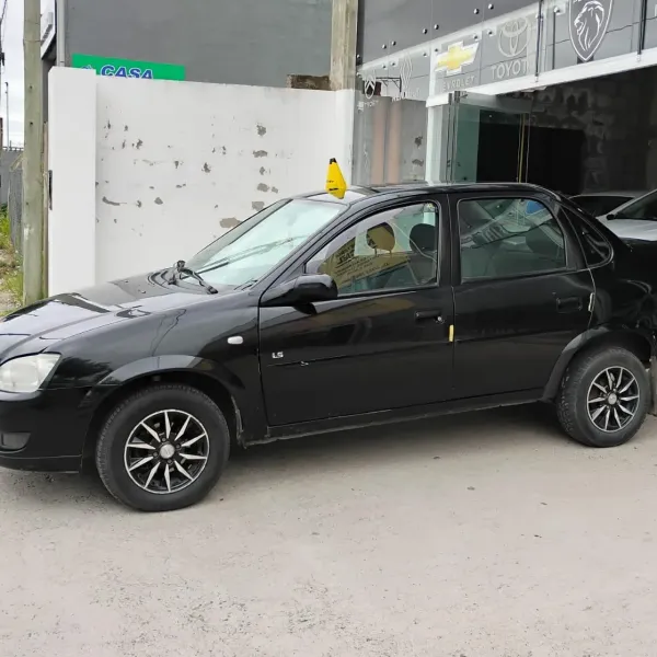 Foto de Chevrolet Classic LS 2011