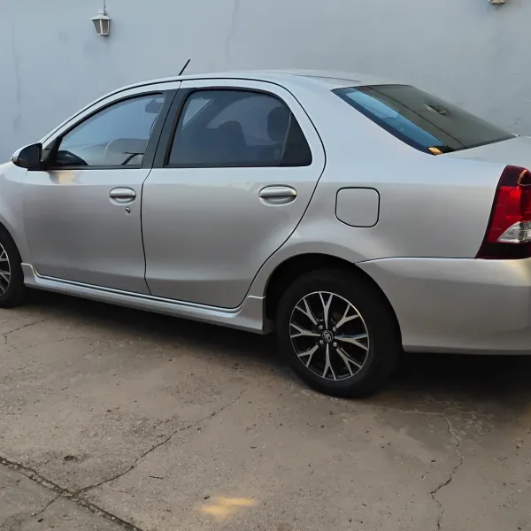 Foto de Toyota Etios Platinum AT 2018