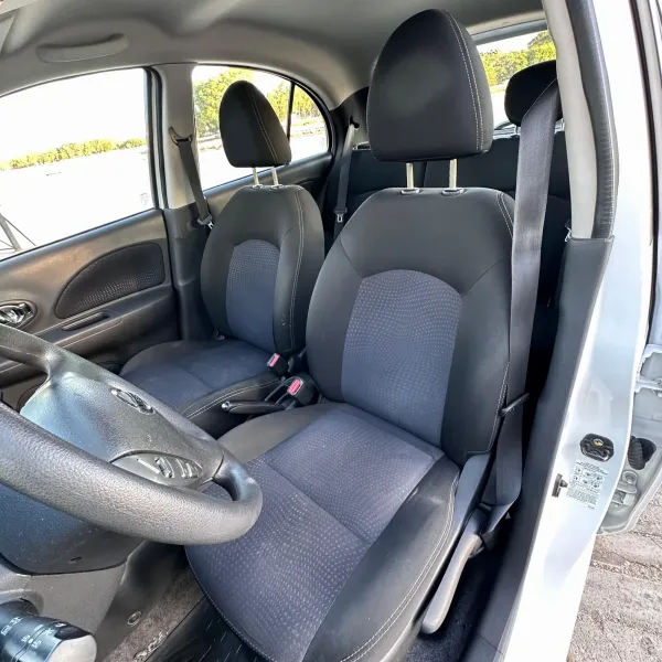 Nissan March 1.6 Advance Pure Drive 2018 usado en Villa María, Córdoba Foto 5