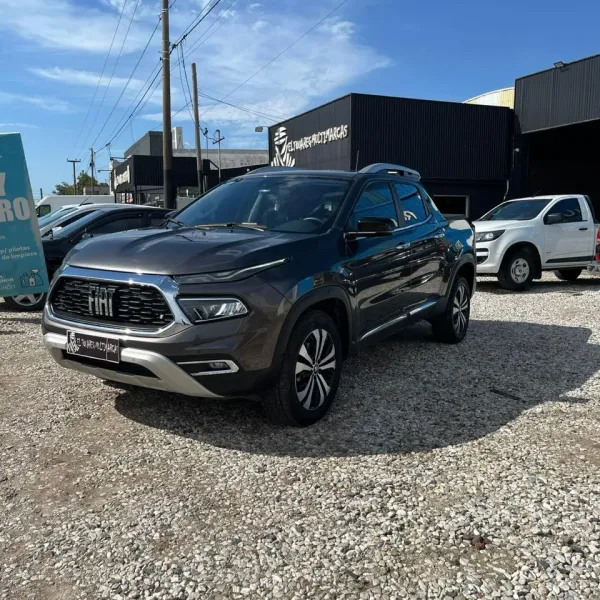 Fiat Toro Volcano 4x4 AT 2025 usado en Villa Nueva, Córdoba Foto 6