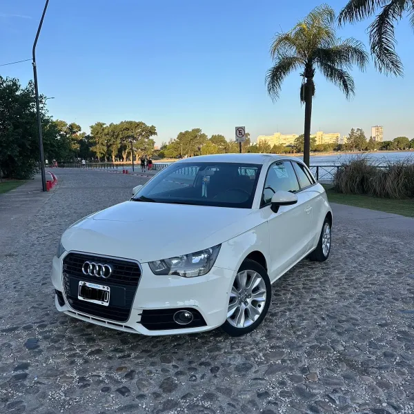 Foto de Audi A1 1.4 Ambition 2013