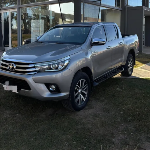 Toyota Hilux SRX 4x4 MT 2016 usado en Villa María, Córdoba Foto 3