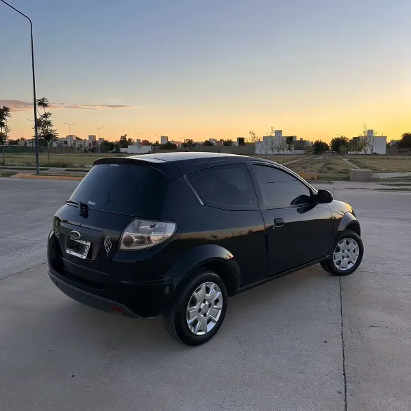 Foto de Ford Ka Fly Viral C GNC 2013