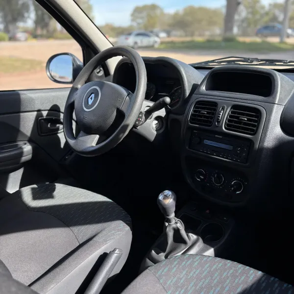 Renault Clio Mío 1.2 Dynamique 2016 usado en Villa María, Córdoba Foto 3