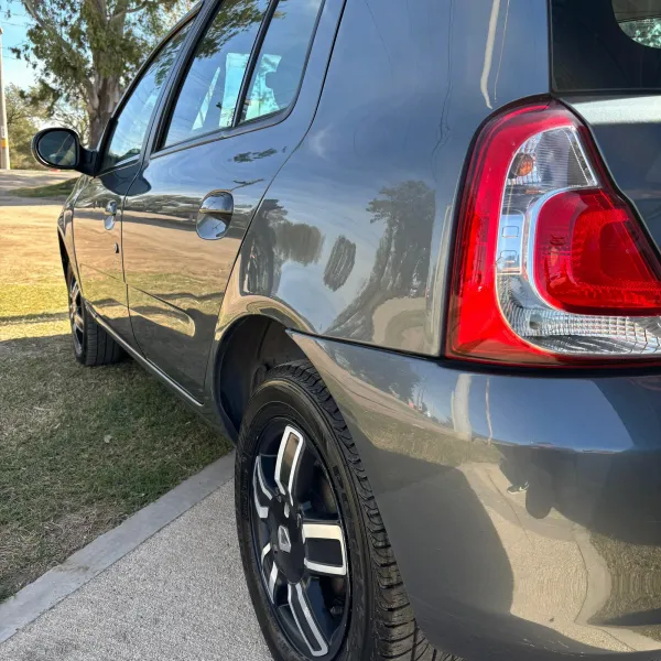 Renault Clio Mío 1.2 Dynamique 2016 usado en Villa María, Córdoba Foto 4