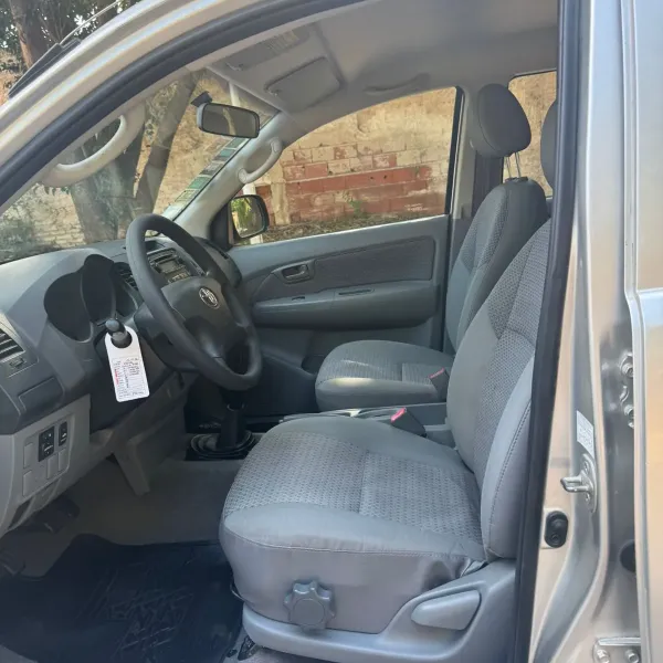 Toyota Hilux 3.0 SR DC TDI 2007 usado en Córdoba Capital, Córdoba Foto 5