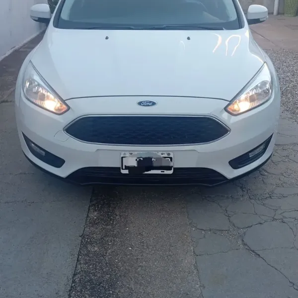 Ford Focus 1.6 S 2016 usado en Villa María, Córdoba Foto 3