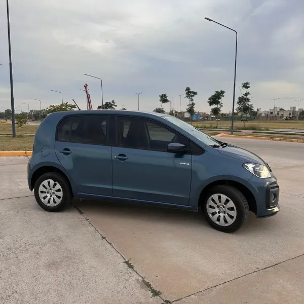 Volkswagen UP Move 2018 usado en Villa María, Córdoba Foto 2