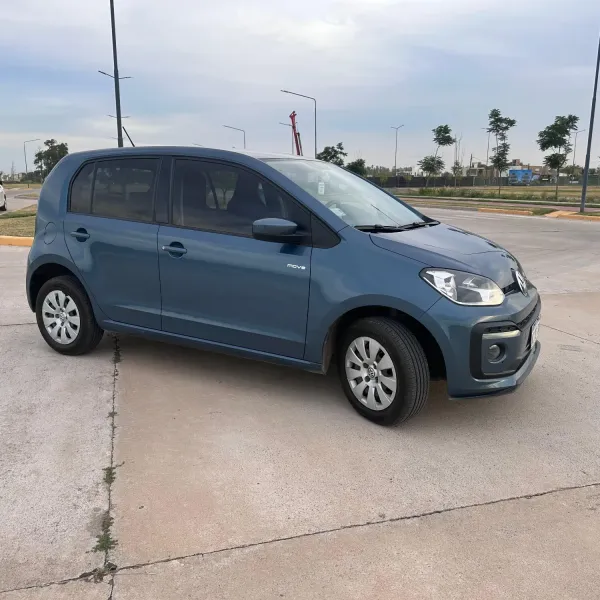 Foto de Volkswagen UP Move 2018