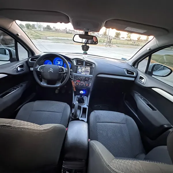 Citroën C4 2.0 Lounge Tendance 2015 usado en Villa María, Córdoba Foto 6