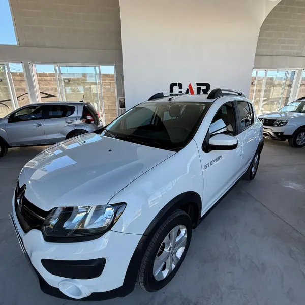 Foto de Renault Sandero 1.6 Stepway Dynamique 2017
