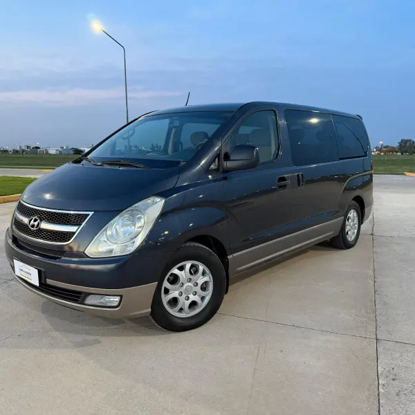 Foto de Hyundai H1 2.5 CRDI VGT FULL PREMIUM 2015