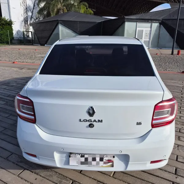 Renault Logan Intens 1.6 2021 usado en Villa María, Córdoba Foto 5