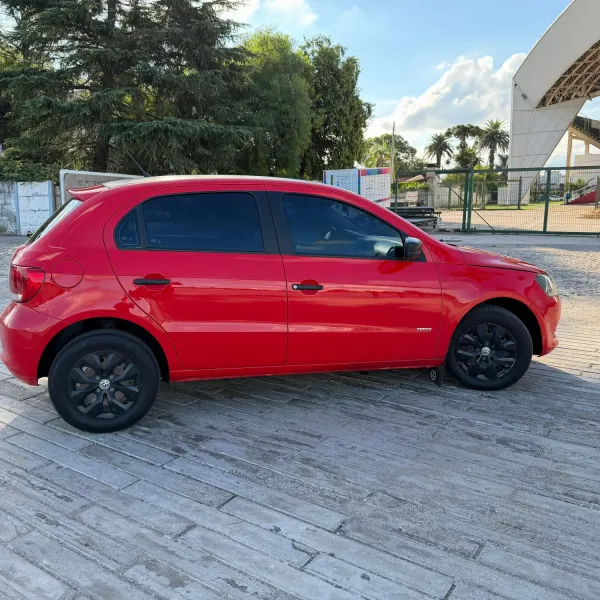 Volkswagen Gol Trend 1.6 Pack 1 2014 usado en Villa María, Córdoba Foto 5